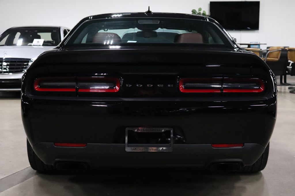 2021 Dodge Challenger Image 4