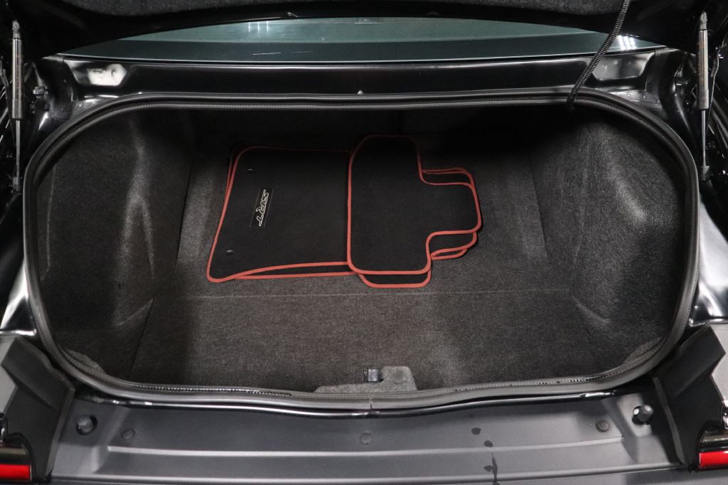 2021 Dodge Challenger Image 18