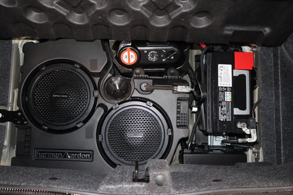 2021 Dodge Challenger Image 19