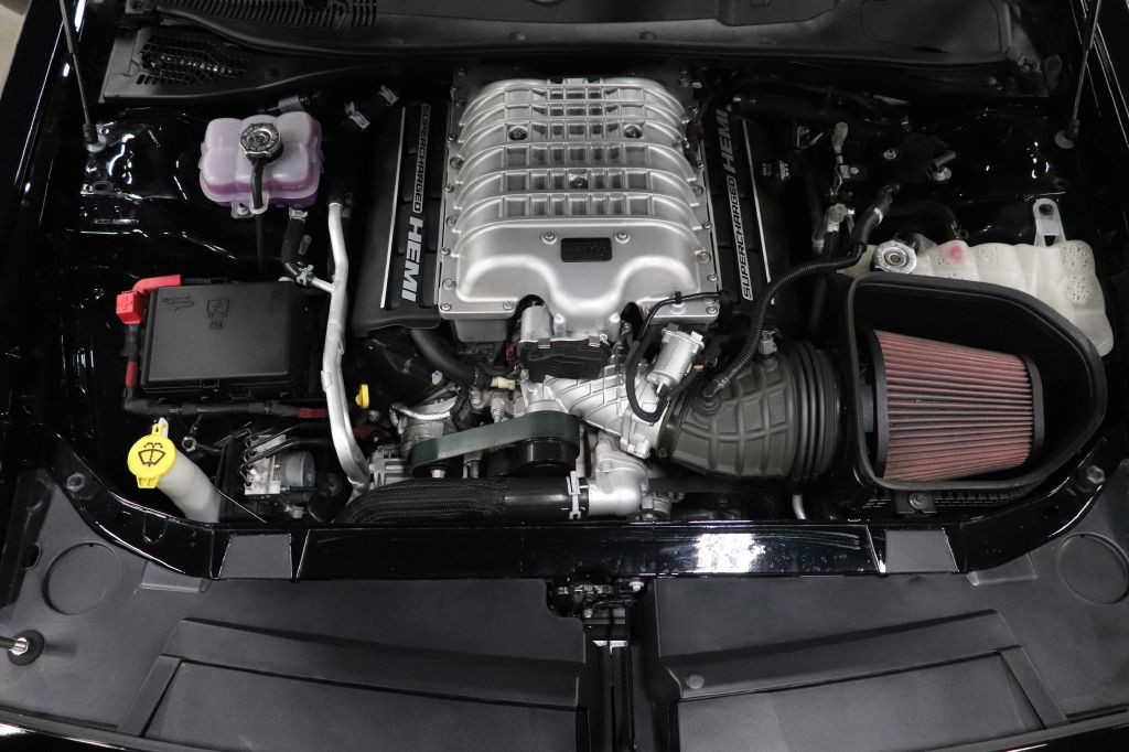 2021 Dodge Challenger Image 24