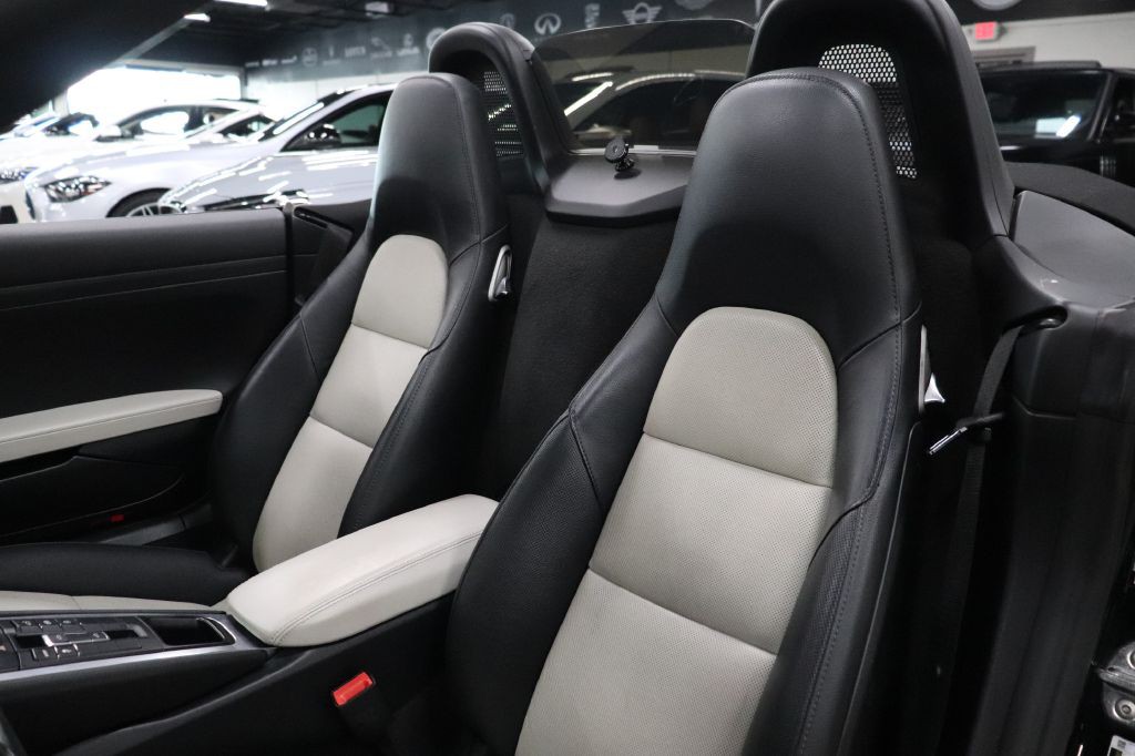 2019 Porsche Boxster Image 18