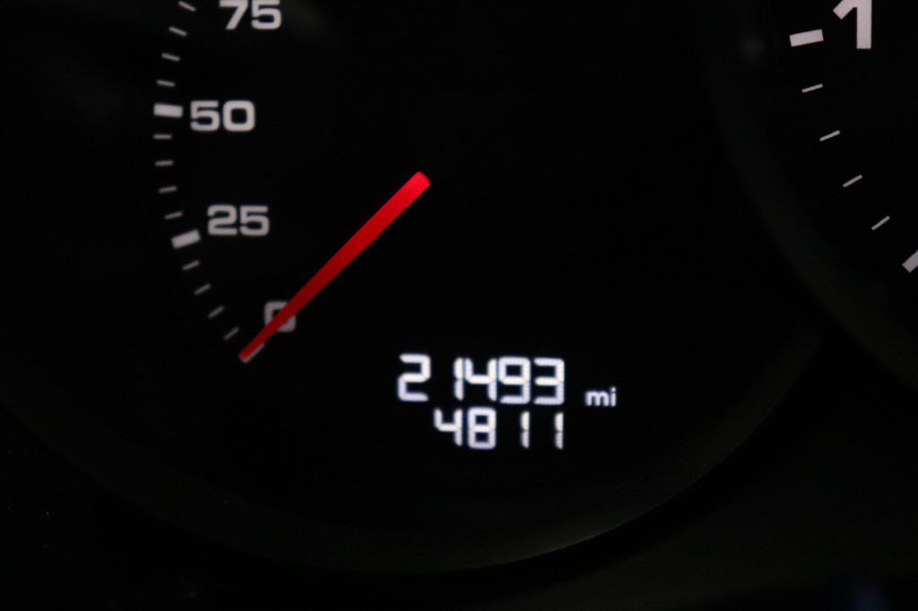 2019 Porsche Boxster Image 36