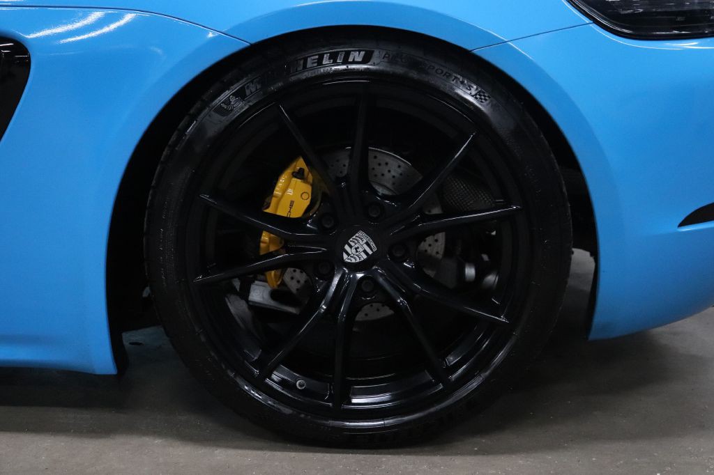 2019 Porsche Boxster Image 38