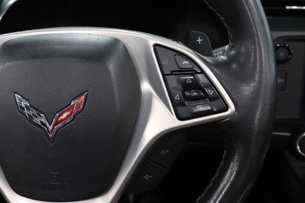 2015 Chevrolet Corvette Image 21