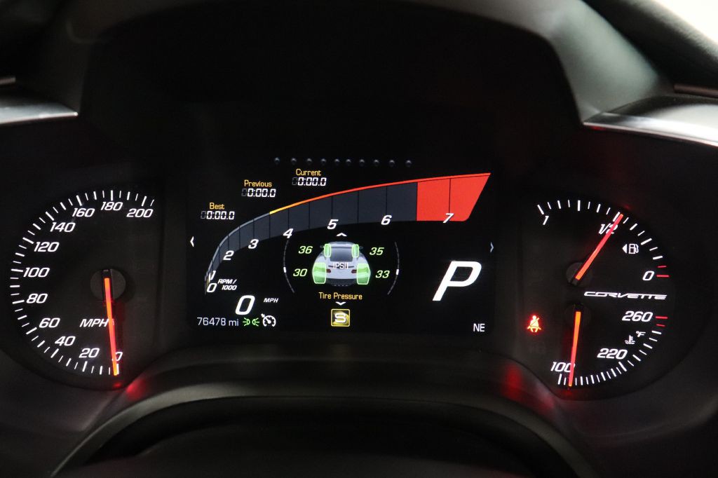 2015 Chevrolet Corvette Image 26