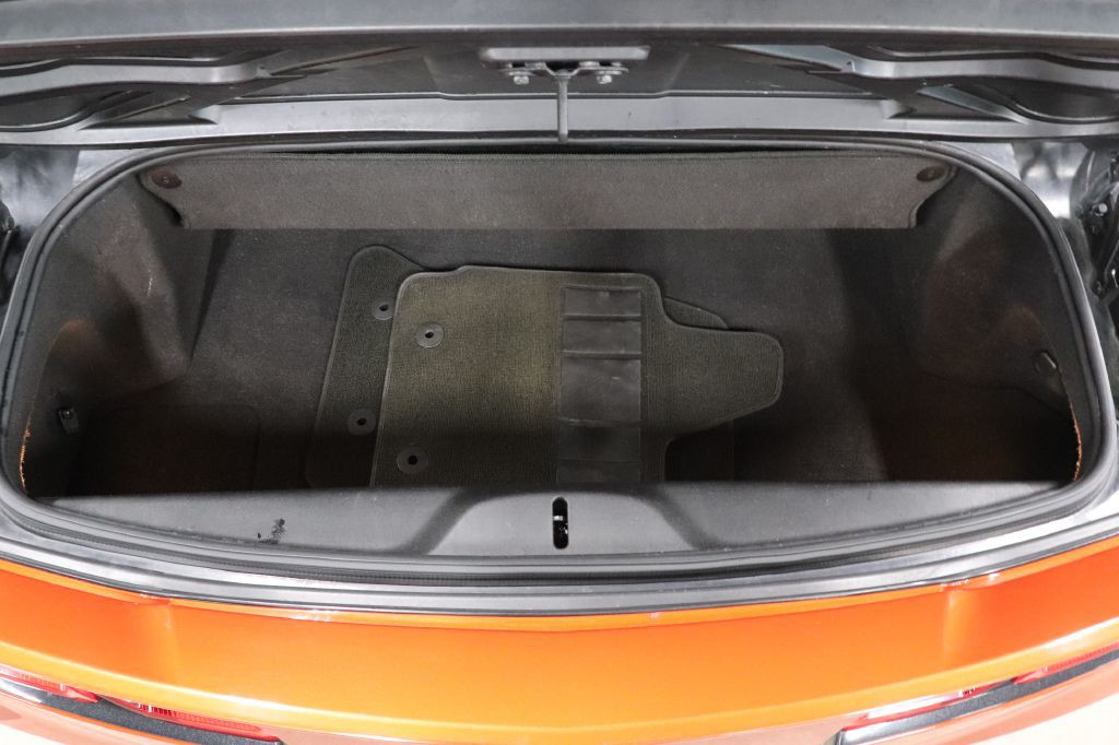 2015 Chevrolet Corvette Image 28