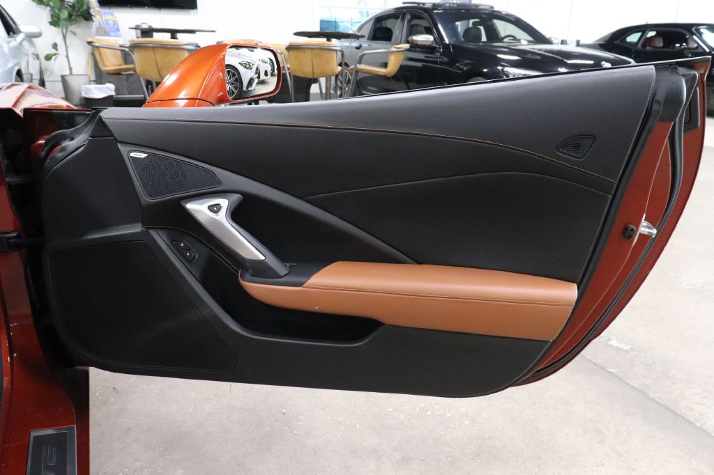 2015 Chevrolet Corvette Image 29