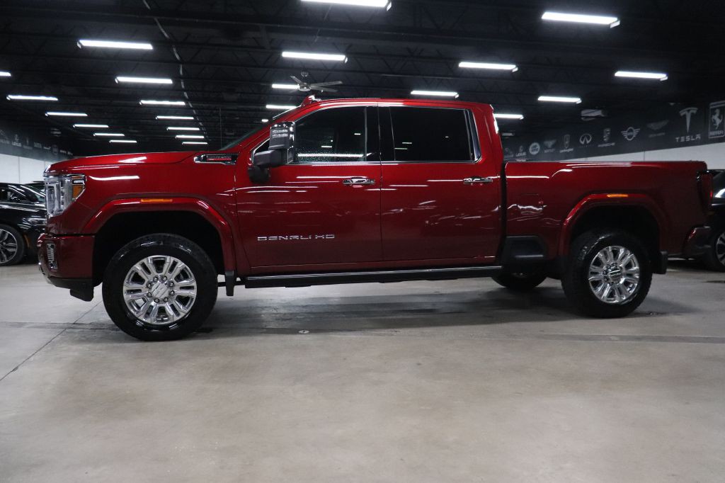 2023 GMC Sierra Image 2