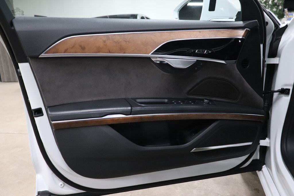 2019 Audi A8 Image 9