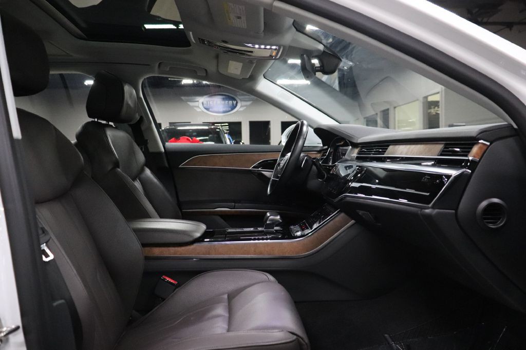 2019 Audi A8 Image 25