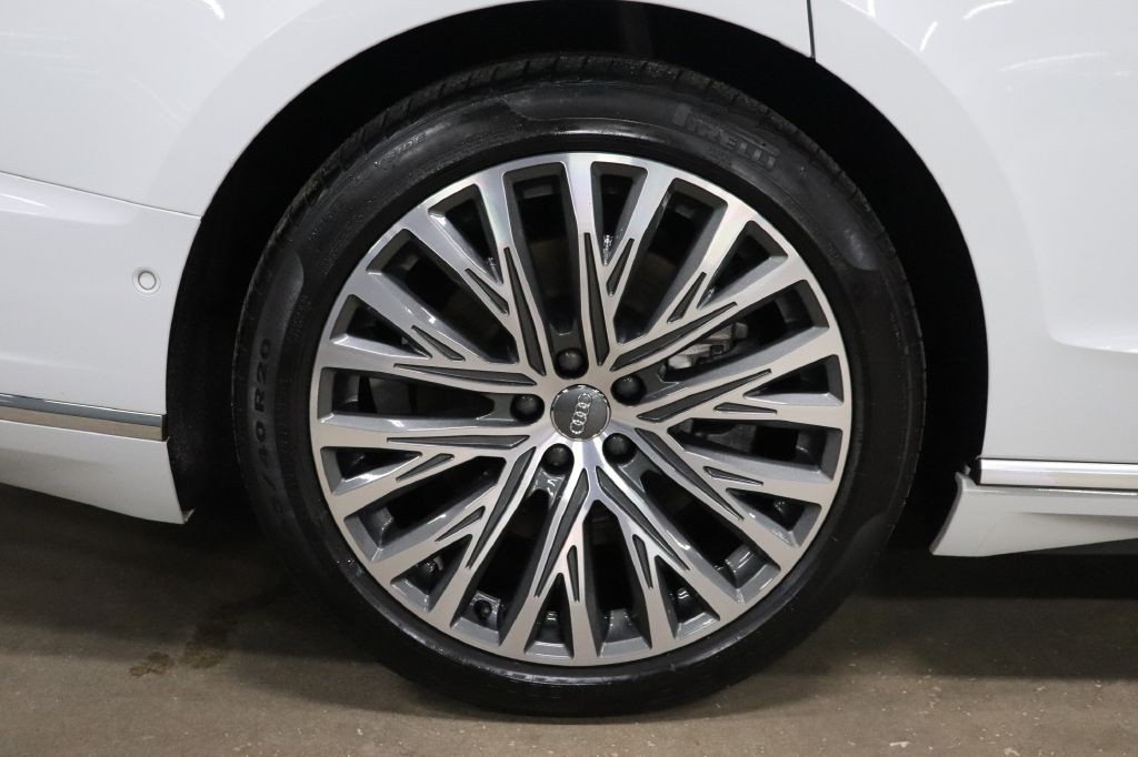 2019 Audi A8 Image 42