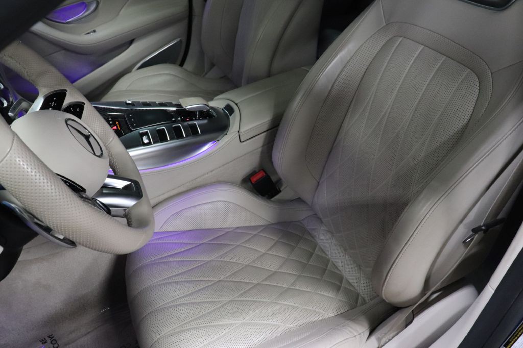 2022 Mercedes-Benz AMG GT Image 13