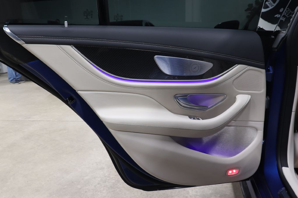 2022 Mercedes-Benz AMG GT Image 15