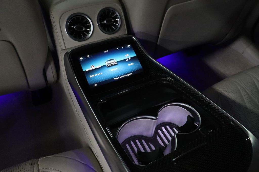 2022 Mercedes-Benz AMG GT Image 19