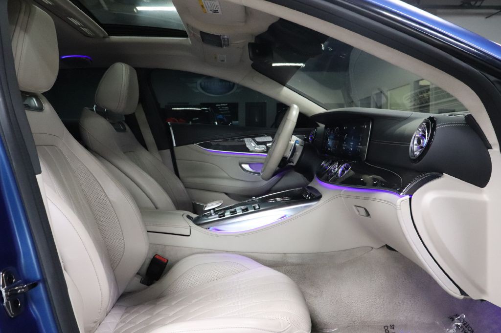 2022 Mercedes-Benz AMG GT Image 26