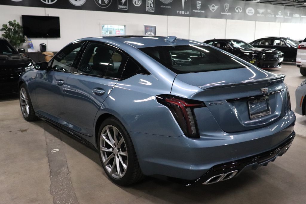 2024 Cadillac Ct5-v Image 3