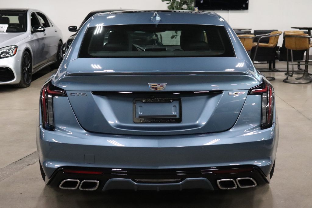2024 Cadillac Ct5-v Image 4