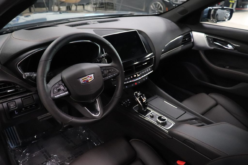 2024 Cadillac Ct5-v Image 13