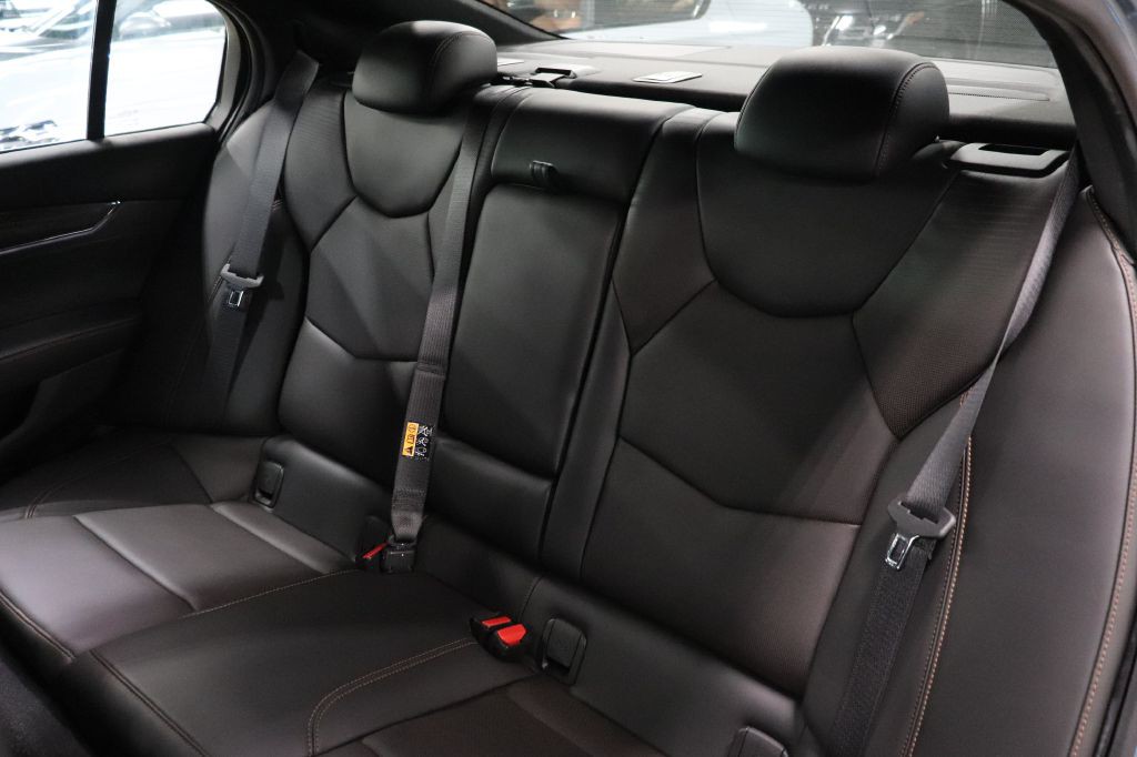 2024 Cadillac Ct5-v Image 16