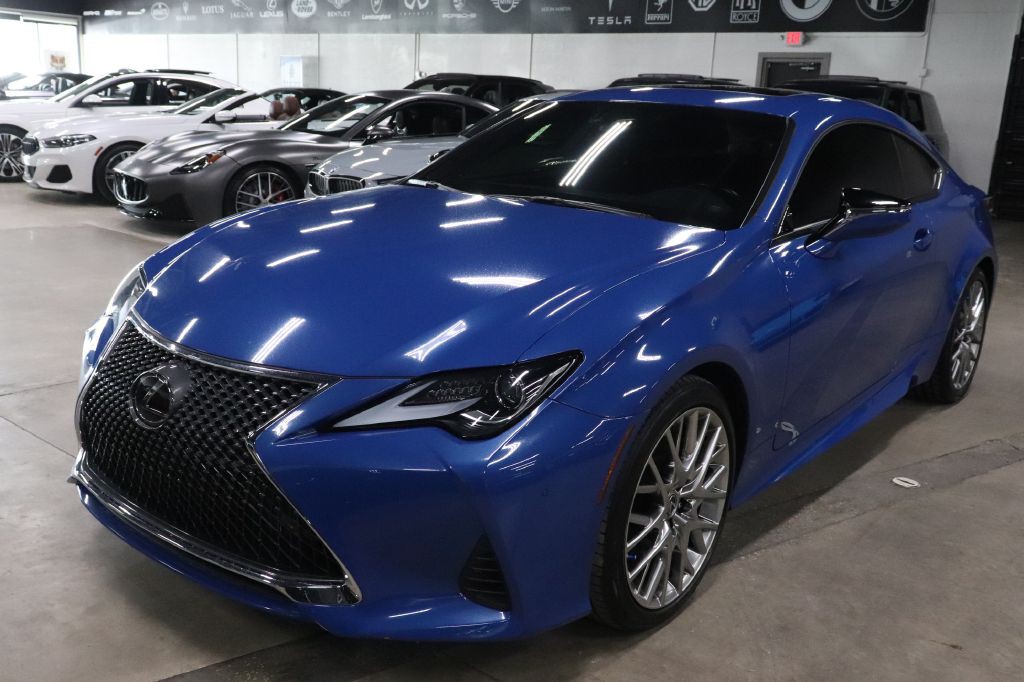2022 Lexus RC Image 1