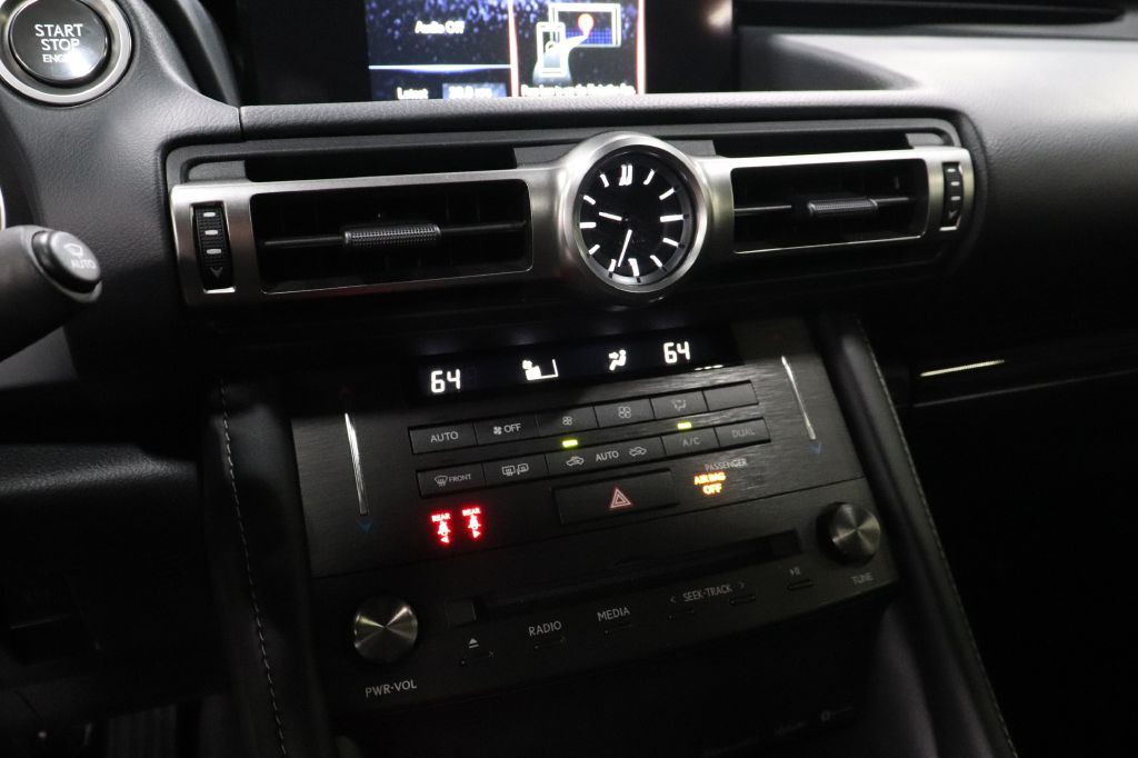 2022 Lexus RC Image 27