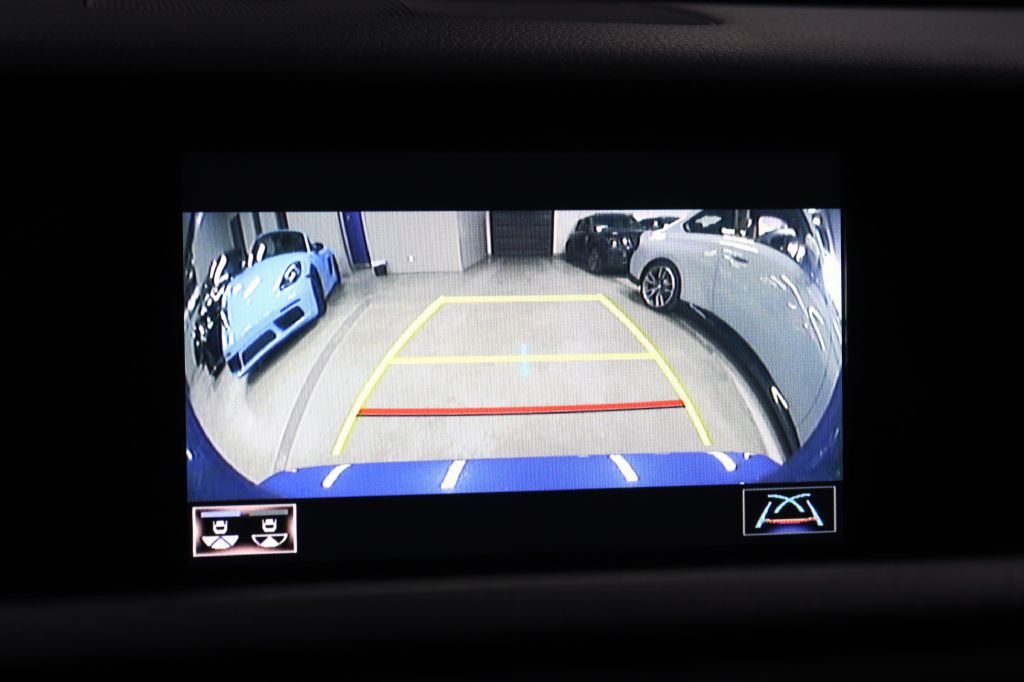 2022 Lexus RC Image 29