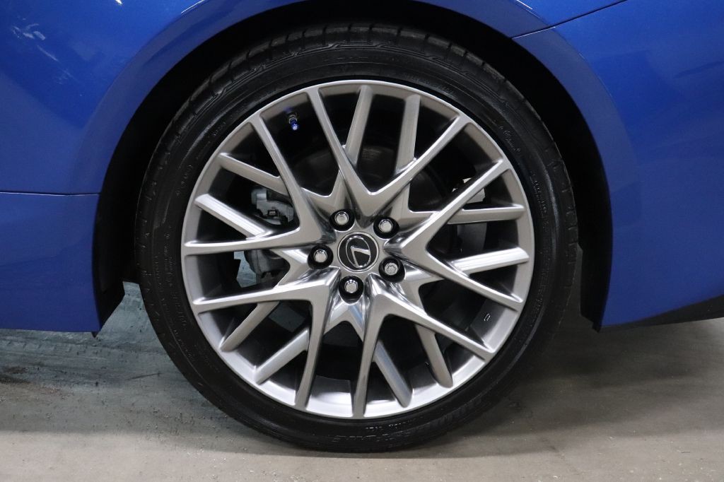 2022 Lexus RC Image 33