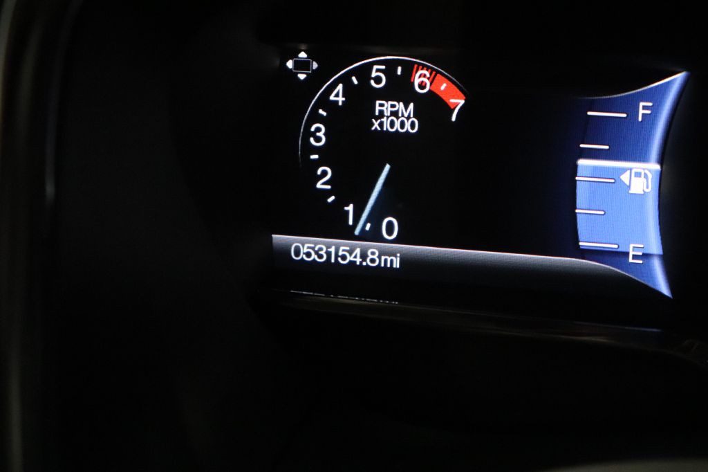 2017 Lincoln Navigator Image 16