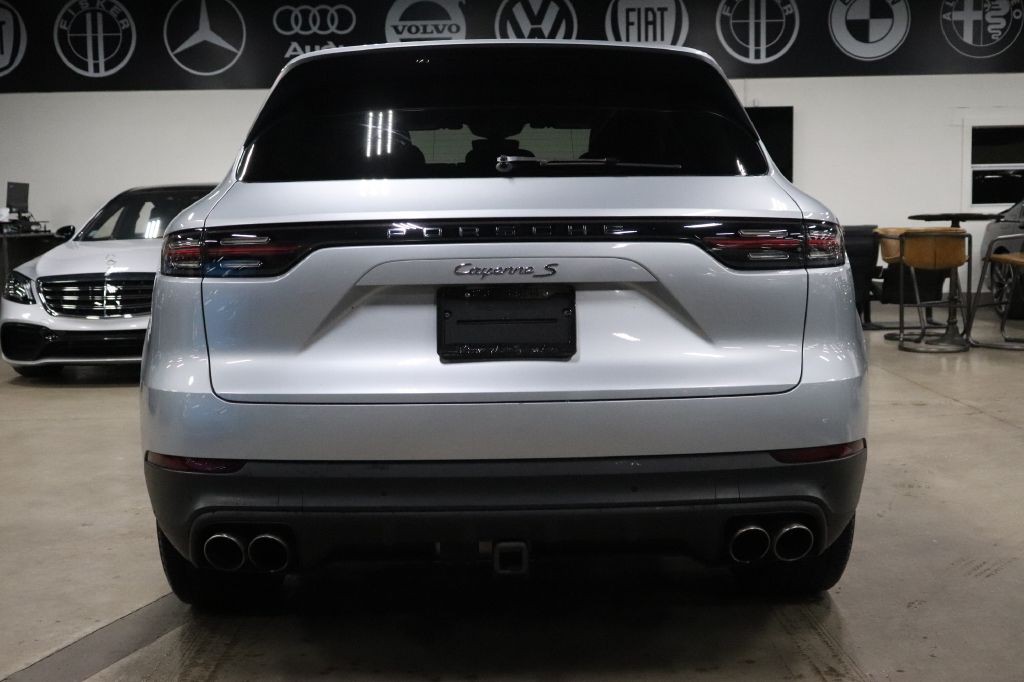 2019 Porsche Cayenne Image 4