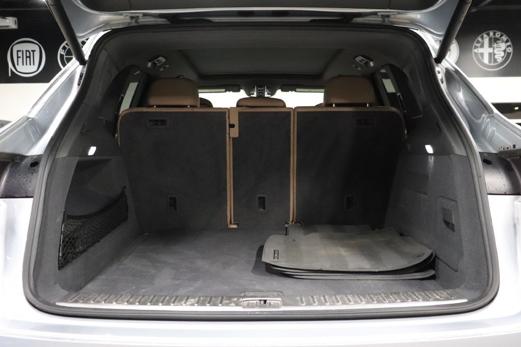 2019 Porsche Cayenne Image 19