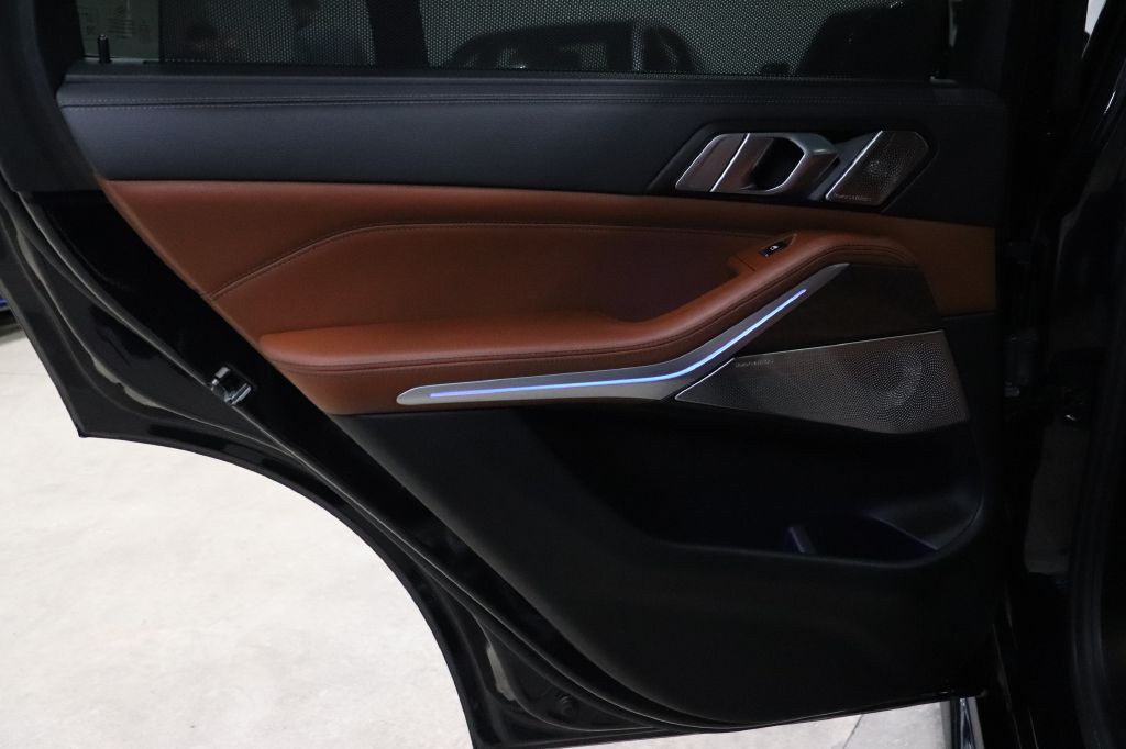 2023 BMW X5 Image 13