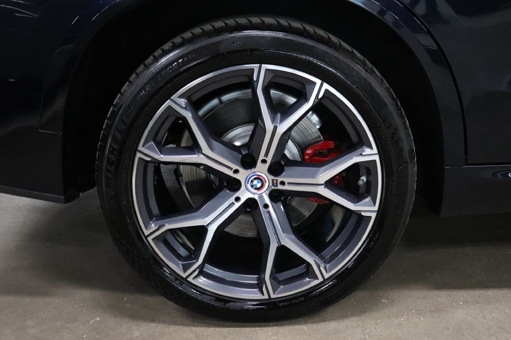 2023 BMW X5 Image 40
