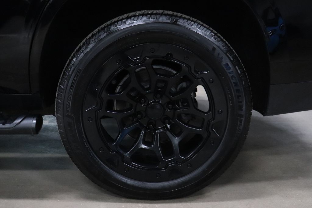 2023 Chevrolet Tahoe Image 38