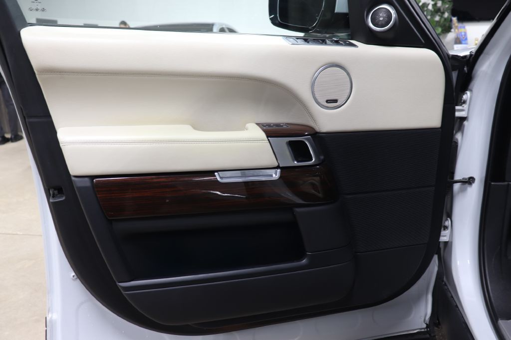 2016 Land Rover Range Rover Image 9