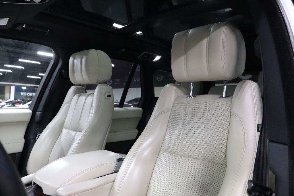 2016 Land Rover Range Rover Image 11