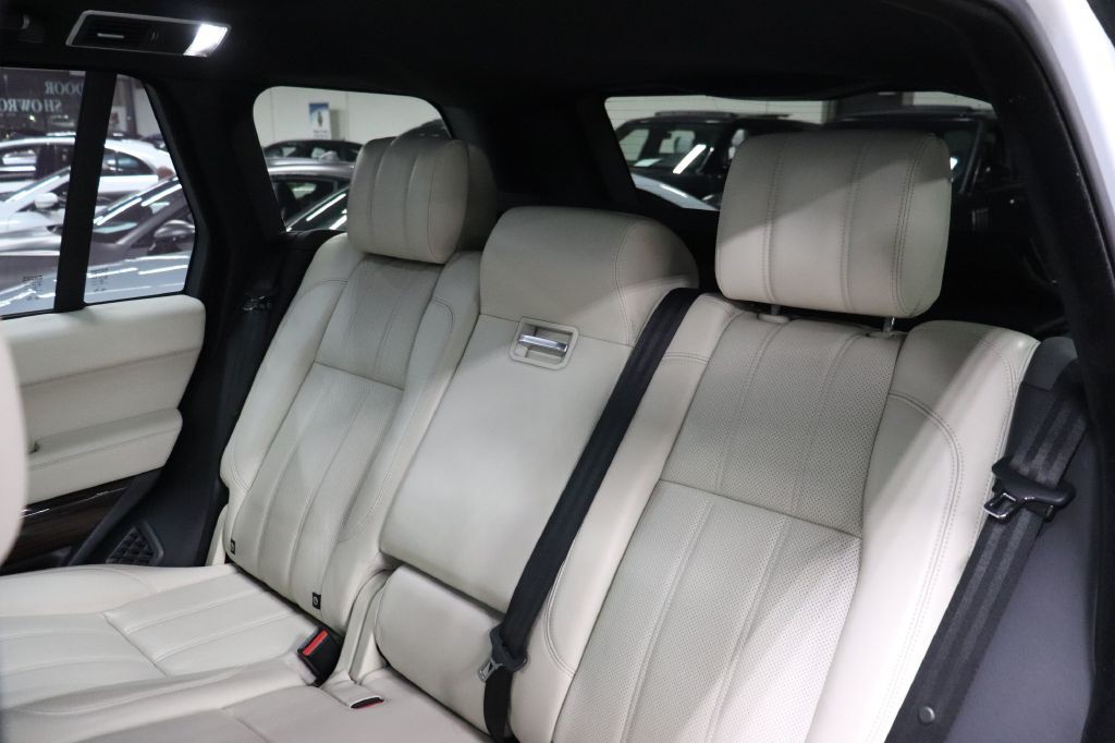 2016 Land Rover Range Rover Image 15