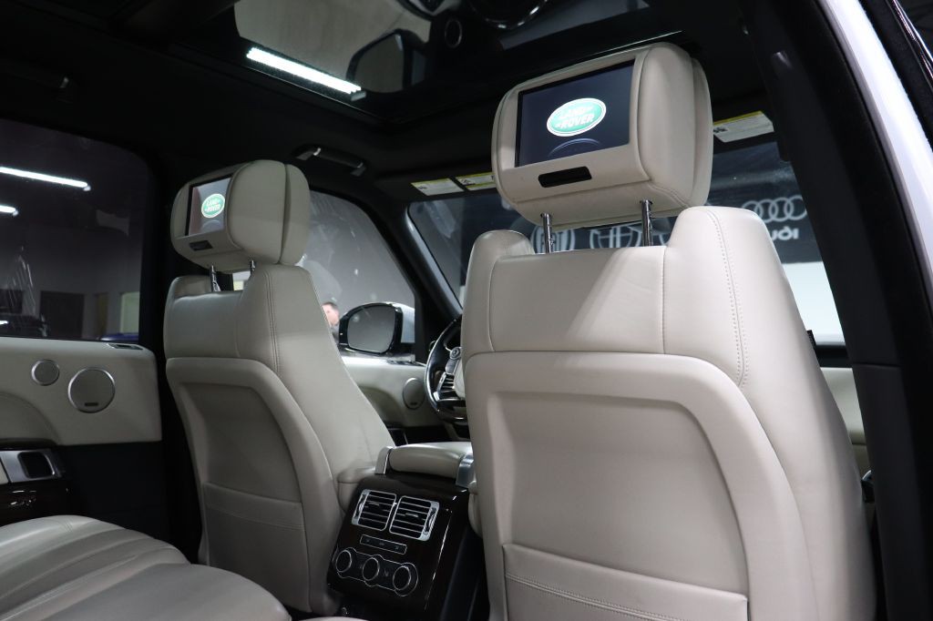 2016 Land Rover Range Rover Image 21