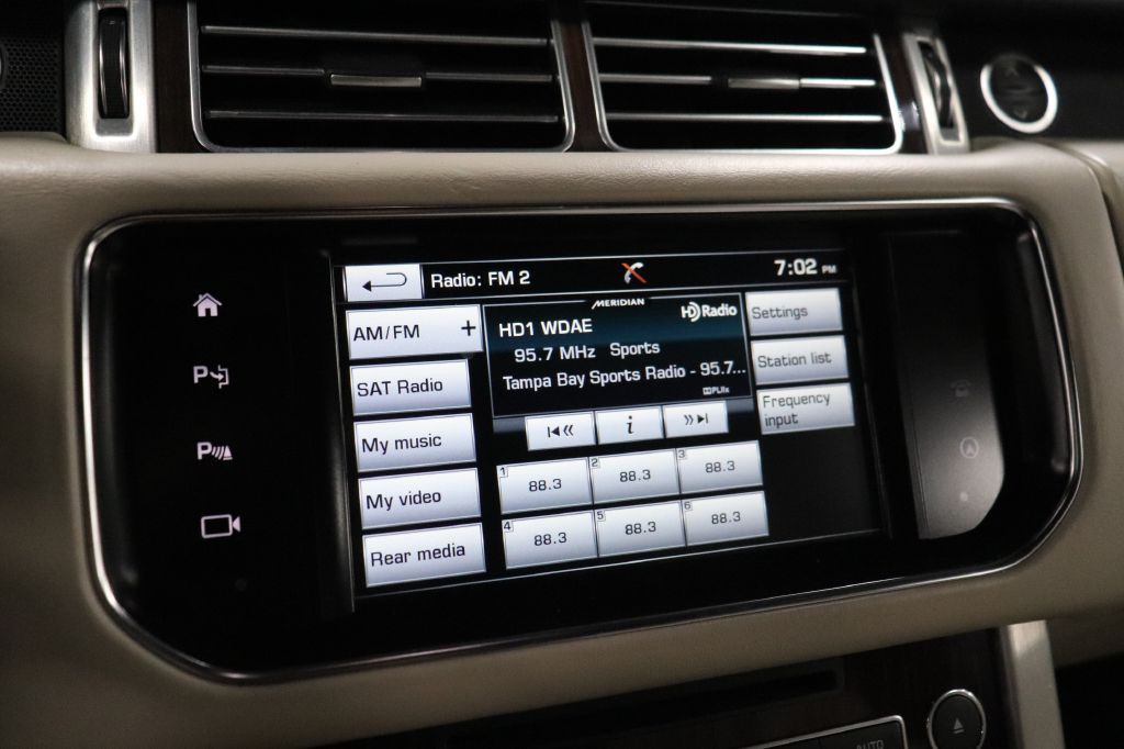 2016 Land Rover Range Rover Image 33