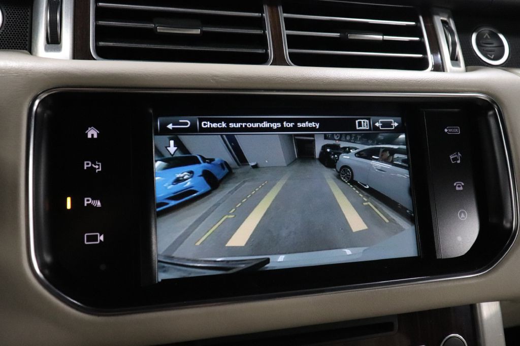 2016 Land Rover Range Rover Image 35