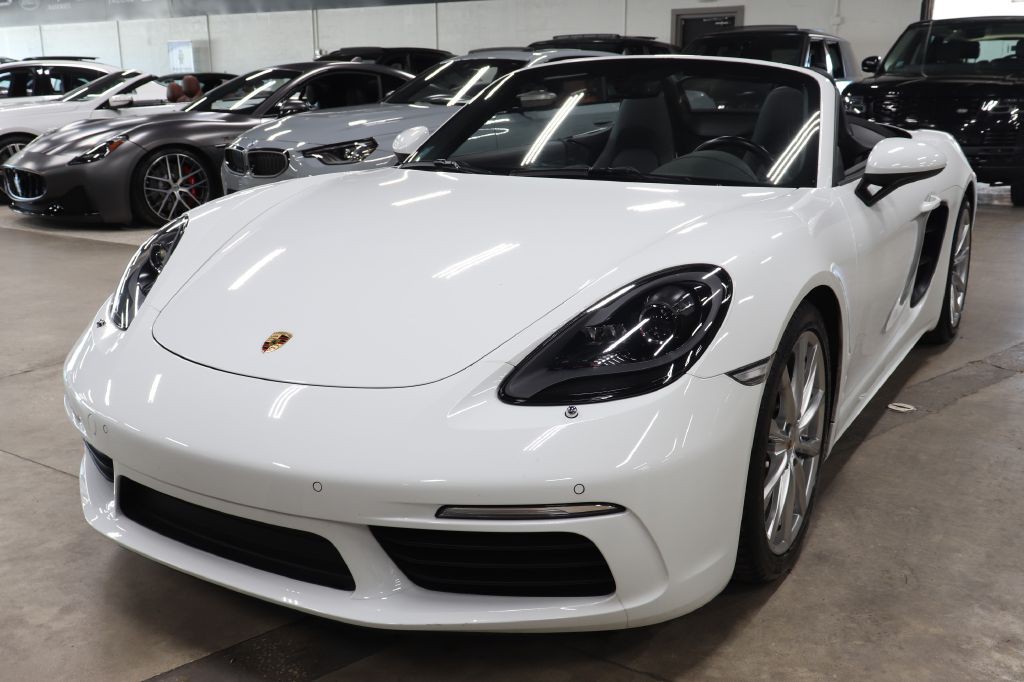 2019 Porsche Boxster Image 2