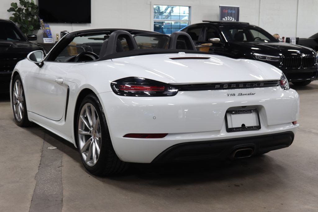 2019 Porsche Boxster Image 6