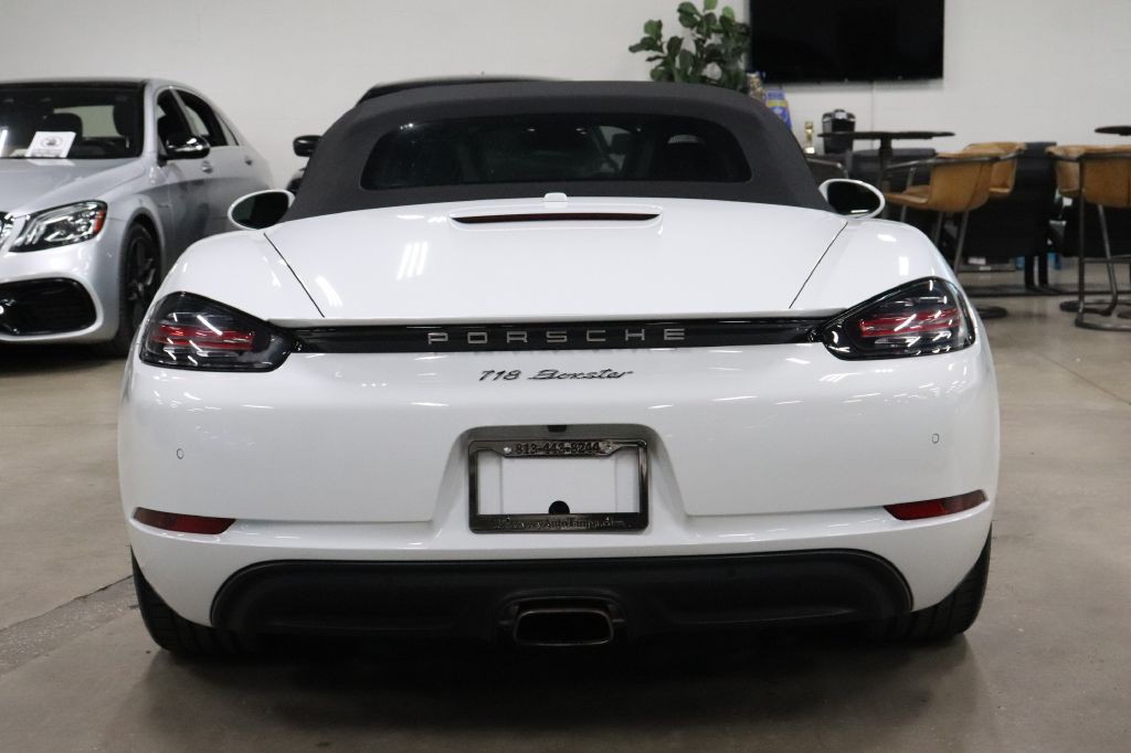 2019 Porsche Boxster Image 7