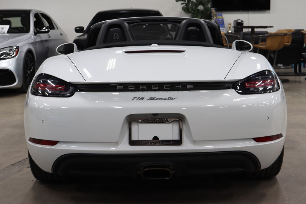 2019 Porsche Boxster Image 8