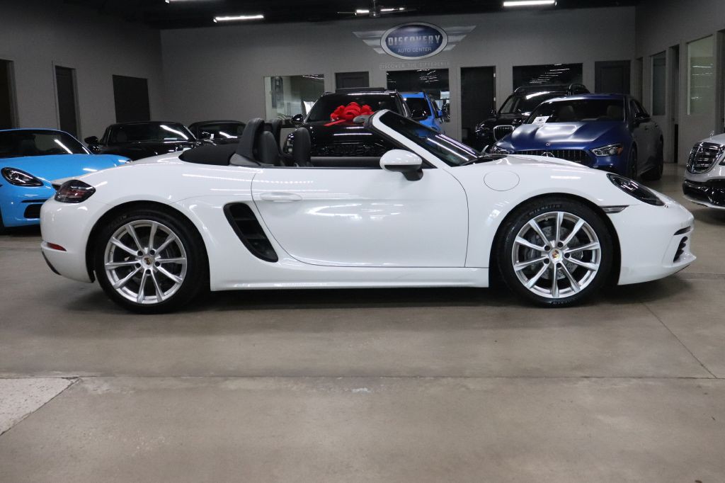 2019 Porsche Boxster Image 12