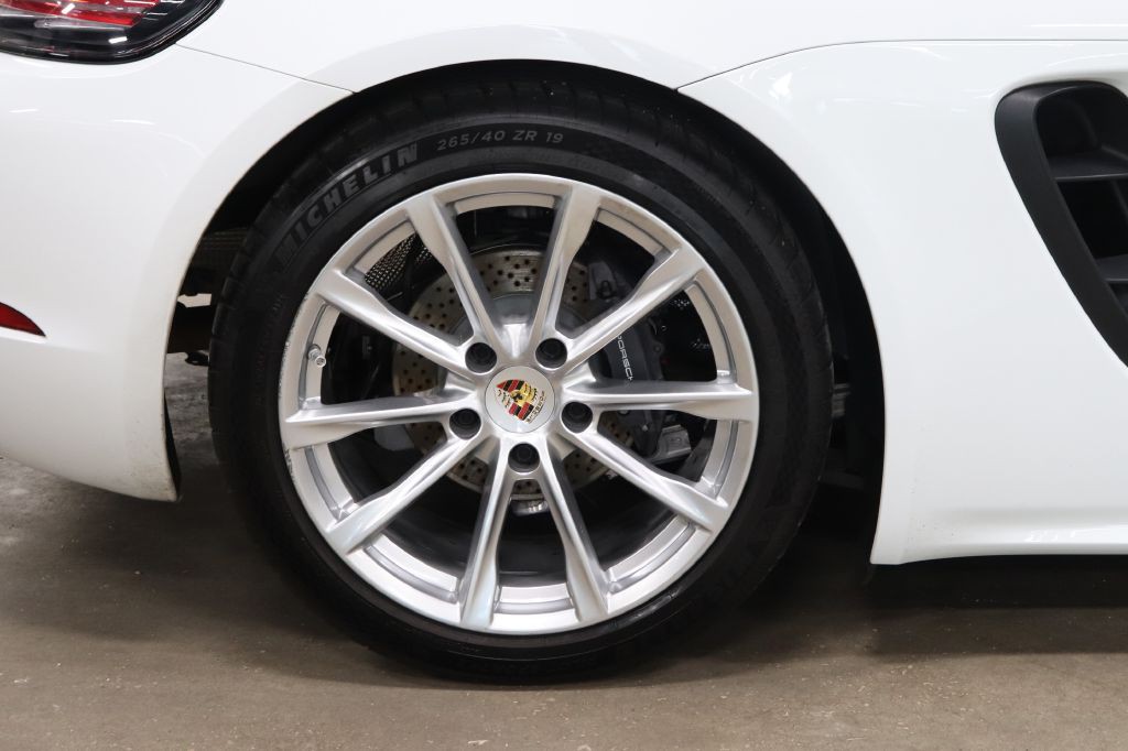 2019 Porsche Boxster Image 37