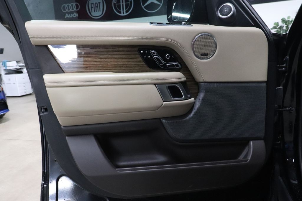 2019 Land Rover Range Rover Image 9