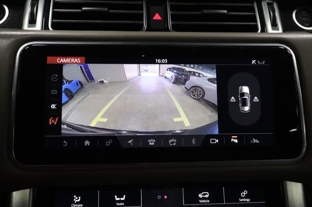 2019 Land Rover Range Rover Image 16