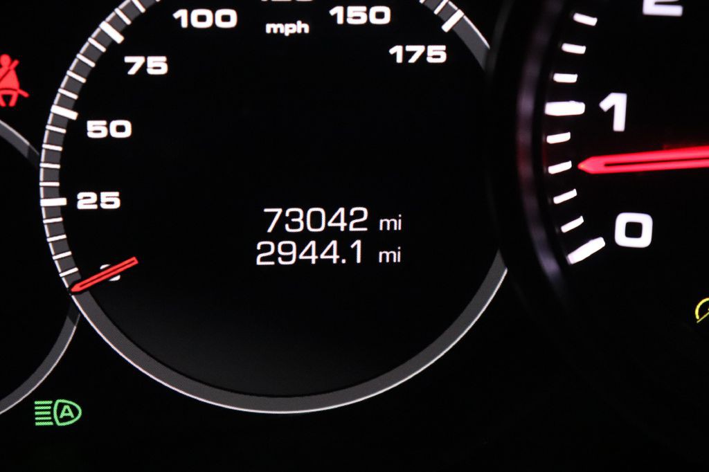 2019 Porsche Cayenne Image 16