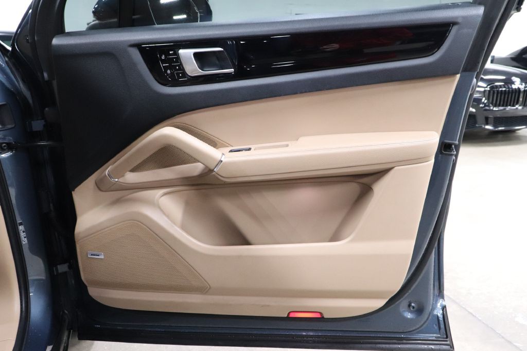 2019 Porsche Cayenne Image 22