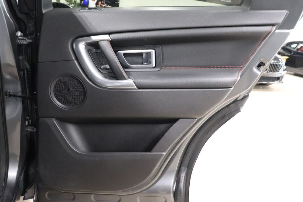 2017 Land Rover Discovery Sport Image 20